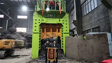 江苏盐城客户赠送锦旗