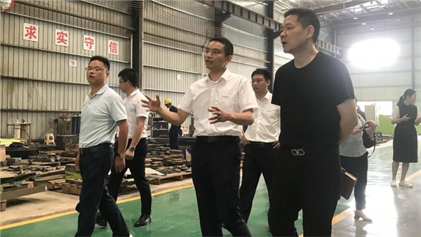 株洲市荷塘区招商考察团莅临公司参观指导工作